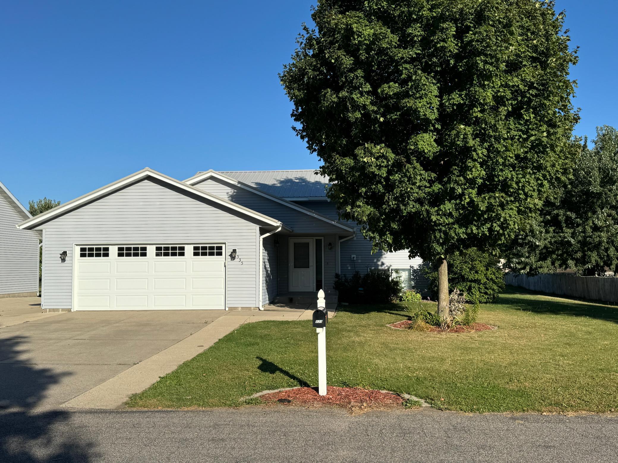 Morningside Ave, Paynesville, MN 56362
