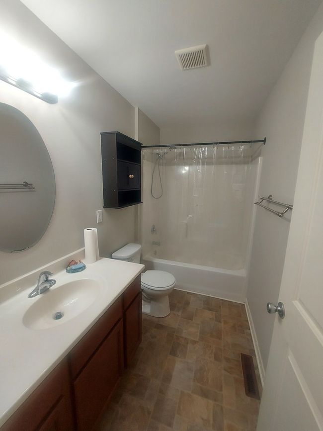 210 Sundance Trl, House other with 3 bedrooms, 2 bathrooms and 3 parking in CAPRON IL | Image 16