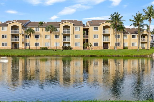 APT-310 - 2620 S University Dr, Condo with 3 bedrooms, 2 bathrooms and null parking in Davie FL | Image 17