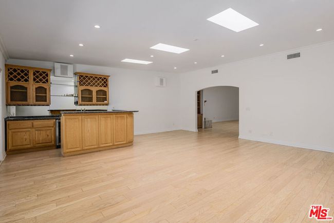 8760 White Oak Ave, House other with 4 bedrooms, 4 bathrooms and 8 parking in Sherwood Forest CA | Image 14