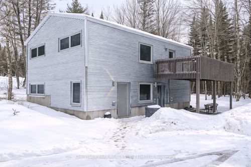 3044 Glamorgan Rd, Haliburton, ON, K0M1S0 | Card Image