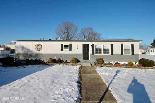 509 Rosalind Rd, Freehold, NJ, 07728-3415 | Card Image