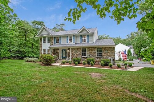 1582 Snug Harbor Rd, Shady Side, MD, 20764-9741 | Card Image