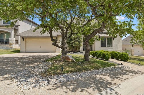 231 Shannon Cir, San Antonio, TX, 78260-7708 | Card Image