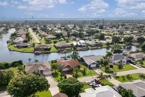 519 Se 20th Court, Cape Coral, FL, 33990 | Card Image