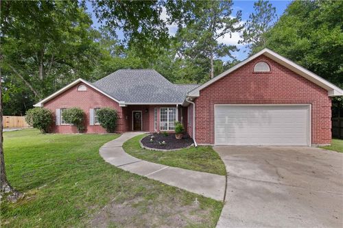1024 Trail Ct, Mandeville, LA, 70448-8460 | Card Image