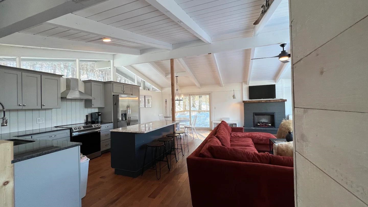 Mountain Dr, Gilford, NH 03249