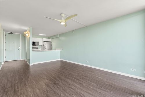 18e-98-500 Koauka Loop, Aiea, HI, 96701 | Card Image