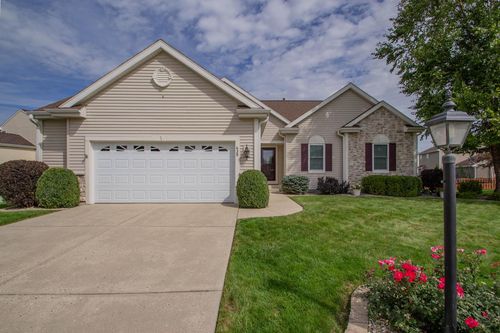 435 Crestwood Dr, Johnson Creek, WI, 53038-9480 | Card Image