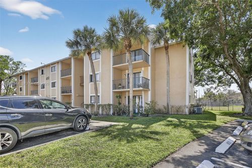 apt-306-400 Palm Cir W, Pembroke Pines, FL, 33025-4607 | Card Image