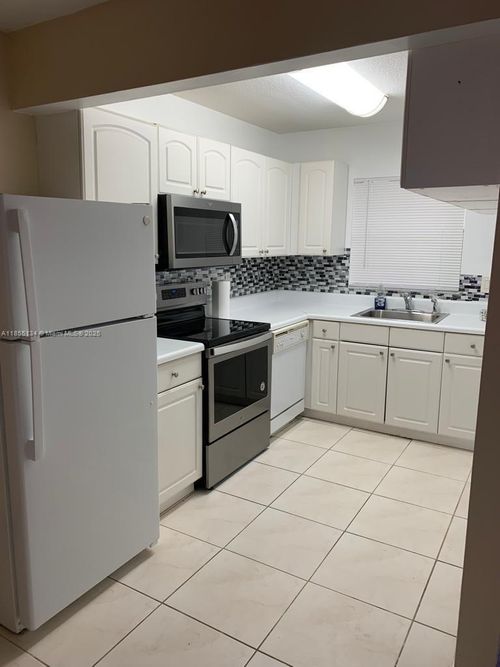 apt-3-4951 Wedgewood Way, West Palm Beach, FL, 33417-5348 | Card Image