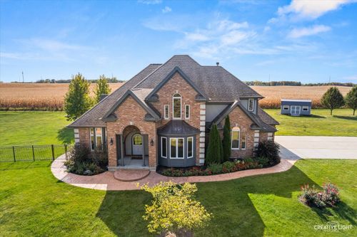 44W465 Plank Rd, HAMPSHIRE, IL, 60140-8445 | Card Image