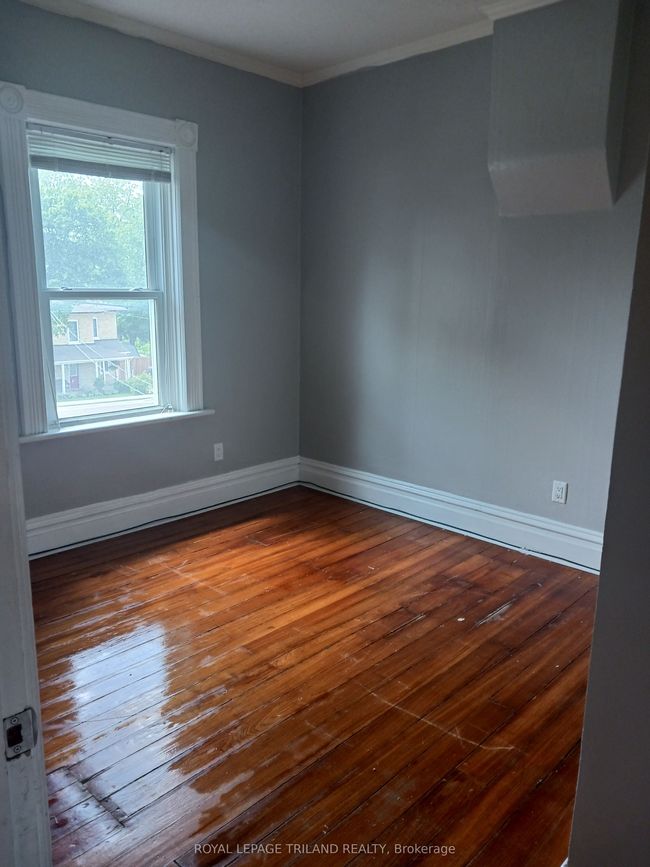 55 Main St S, Home with 6 bedrooms, 2 bathrooms and 6 parking in Forest ON | Image 17