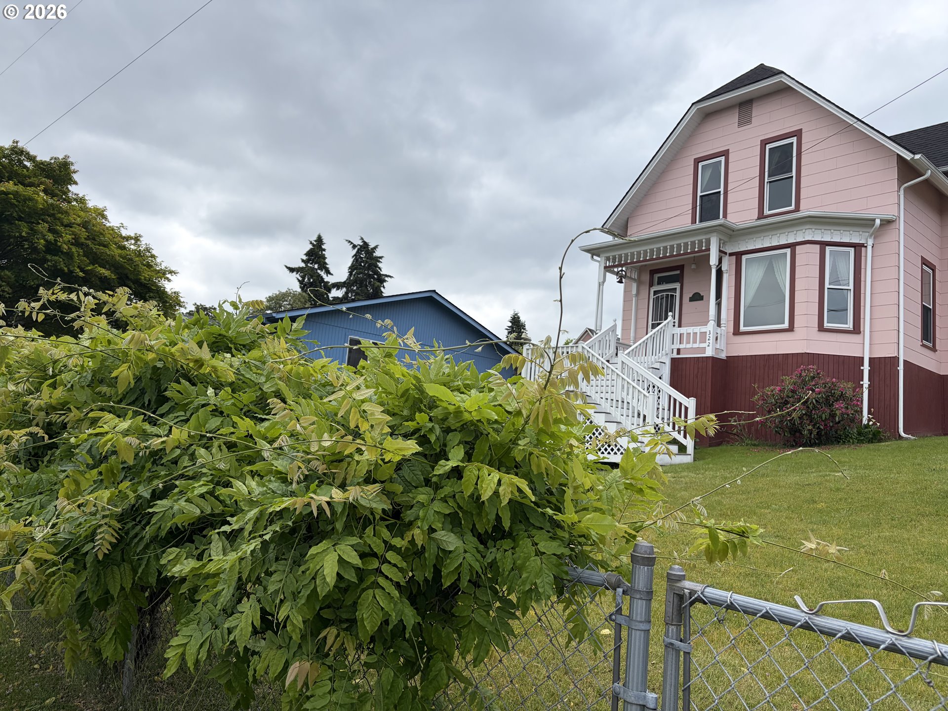 Residential in Rainier 3