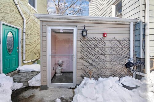 b-315-317 33rd St, Union City, NJ, 07087-4701 | Card Image