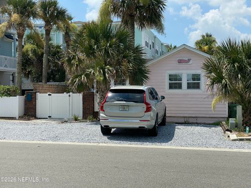 118 8th Ave N, Jacksonville Beach, FL, 32250-7128 | Card Image