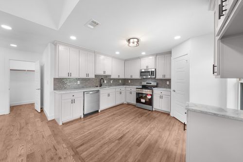 104 Mockingbird St, Ector, TX, 75439-3203 | Card Image