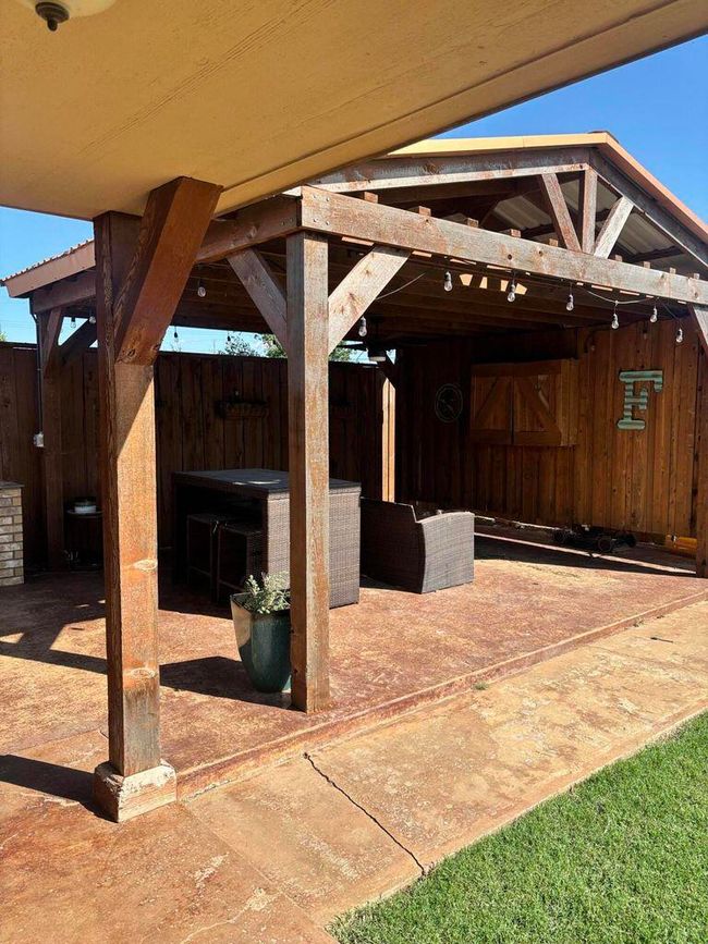 3907 Stevens St, House other with 3 bedrooms, 2 bathrooms and null parking in Plainview TX | Image 19