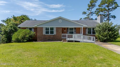 2403 Emeline Pl, Morehead City, NC, 28557-3405 | Card Image