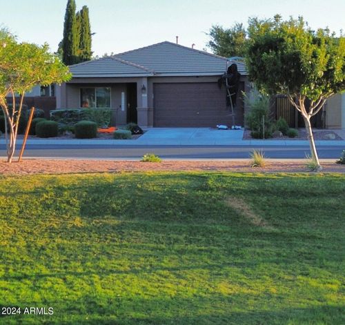 901 W Witt Ave, San Tan Valley, AZ, 85140-7619 | Card Image