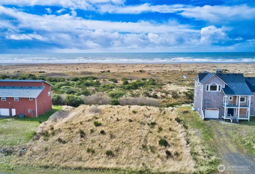 132 Dunes Ln, Ocean Shores, WA, 98569 | Card Image