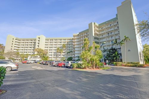 907-2334 S Cypress Bend Dr, Pompano Beach, FL, 33069-5629 | Card Image