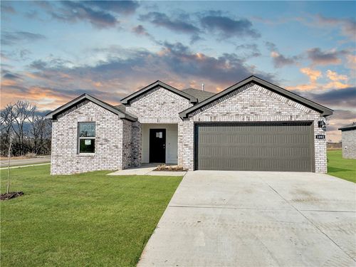 520 S Arizona Dr, Fayetteville, AR, 72701 | Card Image