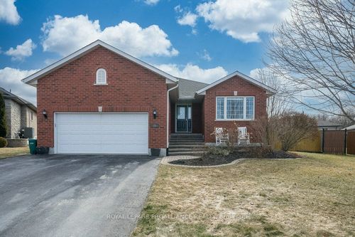 21 Forest Valley Dr, Frankford, ON, K0K2C0 | Card Image