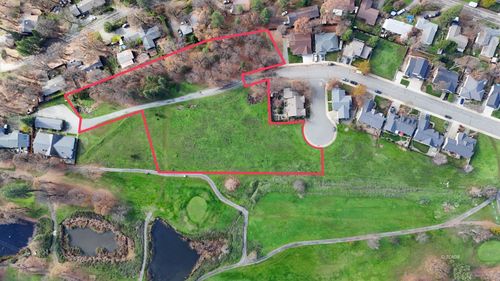 231 Fairway Dr, Weaverville, CA, 96093-8061 | Card Image