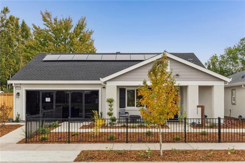 2636 Wesley Way, Chico, CA, 95973-8018 | Card Image