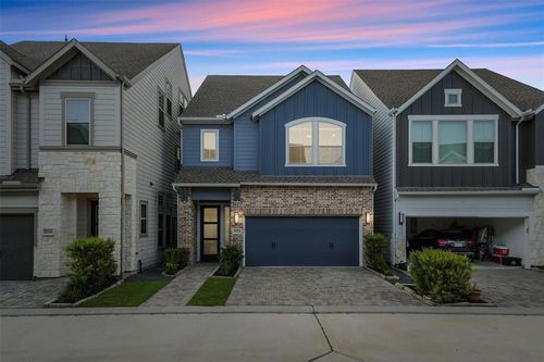 10964 Swang Link Dr, Houston, TX, 77043-1437 | Card Image