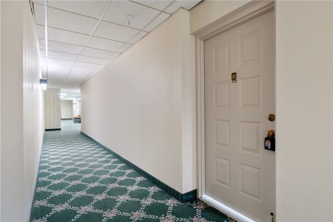 APT-1207 - 750 Washington Rd, Condo with 2 bedrooms, 2 bathrooms and 1 parking in Mt. Lebanon PA | Image 9