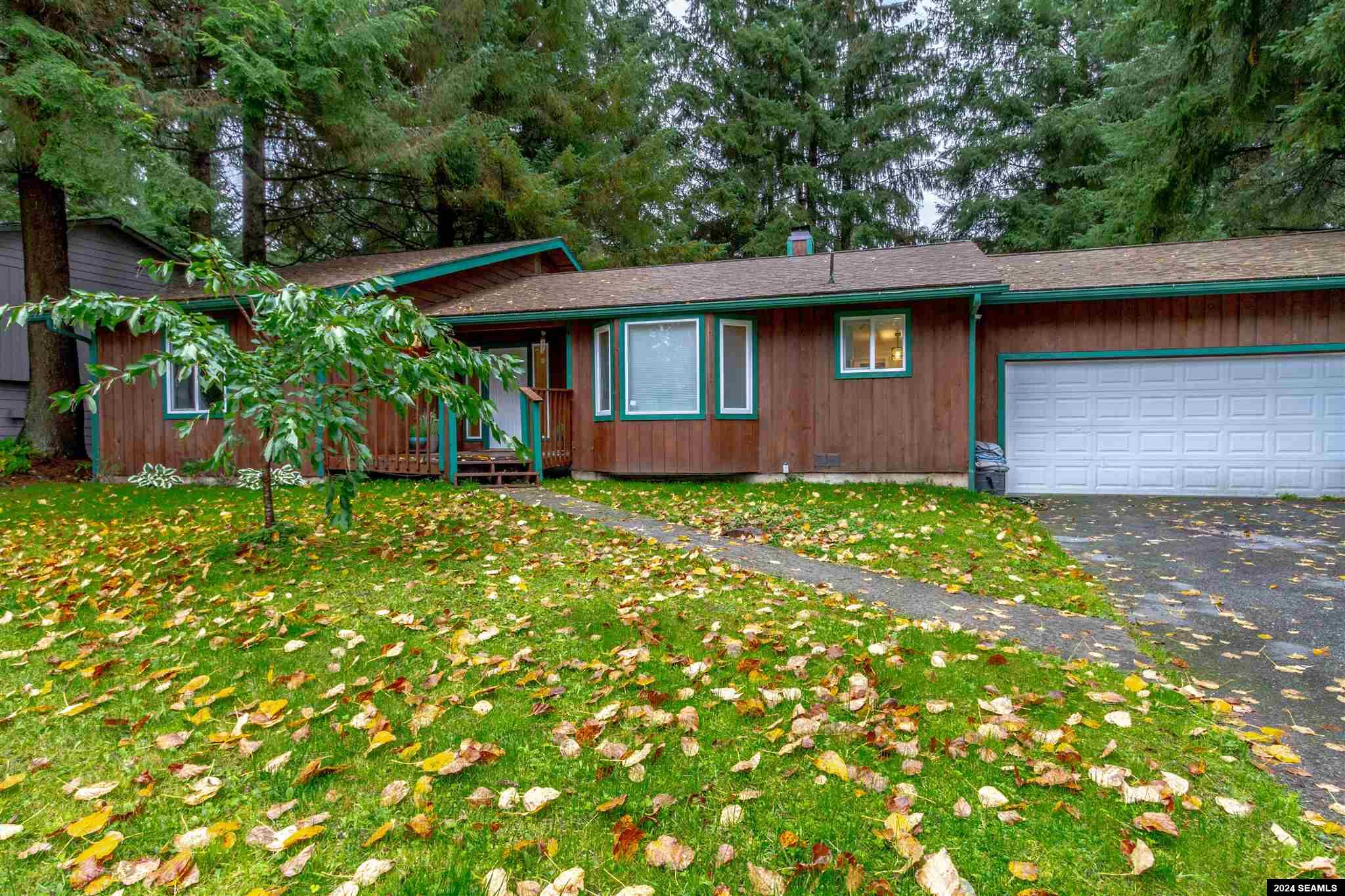 Glacierwood Dr, Juneau, AK 99801