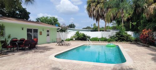 7610 W Henry Ave, TAMPA, FL, 33615-3461 | Card Image