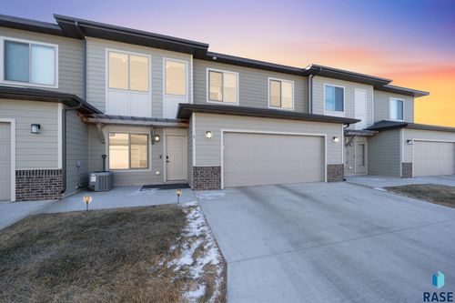 unit-3-7705 S Townsley Ave, Sioux Falls, SD, 57108-7663 | Card Image