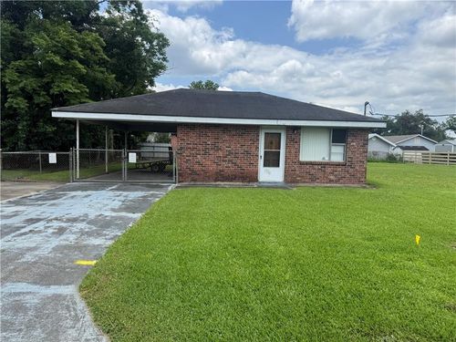 136 5th St, Bridge City, LA, 70094-3204 | Card Image