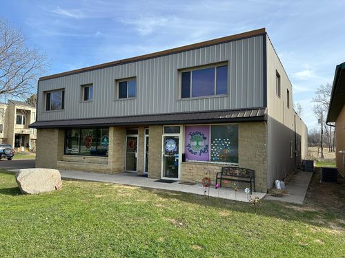 643 W Fir Ave, Fergus Falls, MN, 56537-1349 | Card Image