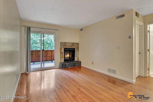 Main Living | Image 4
