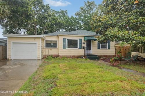 364 Porter Ave, Biloxi, MS, 39530-1944 | Card Image
