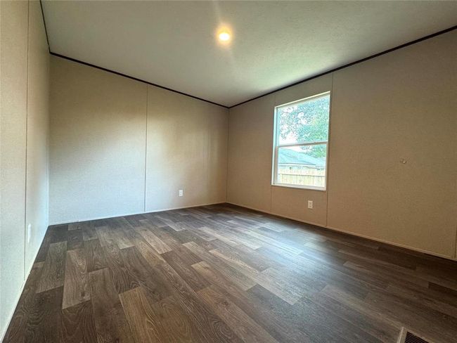 Bedroom | Image 17