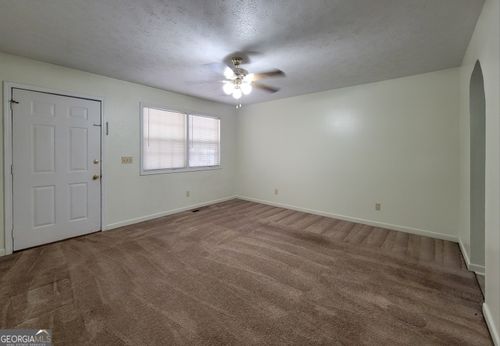 2-8 Candlewood Ter, winder, GA, 30680-2270 | Card Image