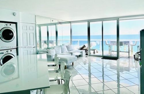 apt-2802-6301 Collins Ave, Miami Beach, FL, 33141-4656 | Card Image