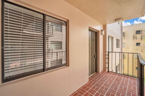 312-8700 Sw 133rd Ave Road, Miami, FL, 33183 | Card Image