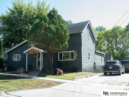 304 E 8th St, Madison, NE, 68748-6325 | Card Image