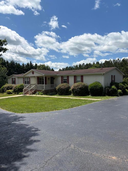 3421 Shula Dr, Hurt, VA, 24563-4012 | Card Image