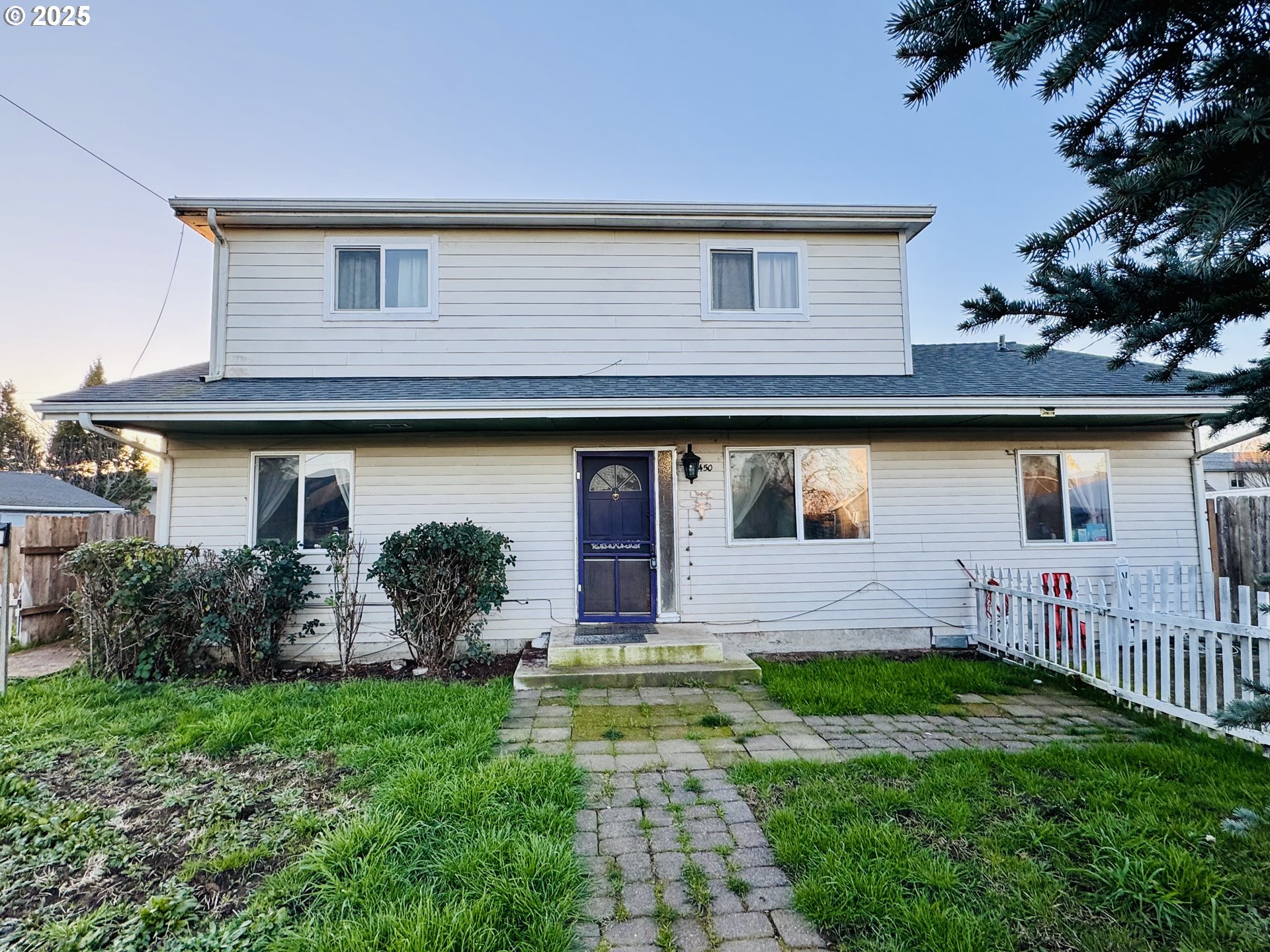 32nd St, Springfield, OR 97478