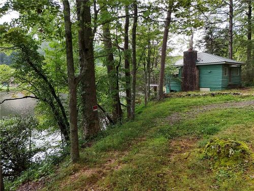 115 Twin Mountain Lake Cir, Talking Rock, GA, 30175-6529 | Card Image