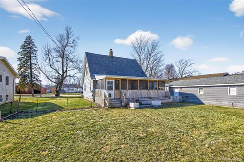 8679 State Rd, Millington, MI, 48746-9447 | Card Image