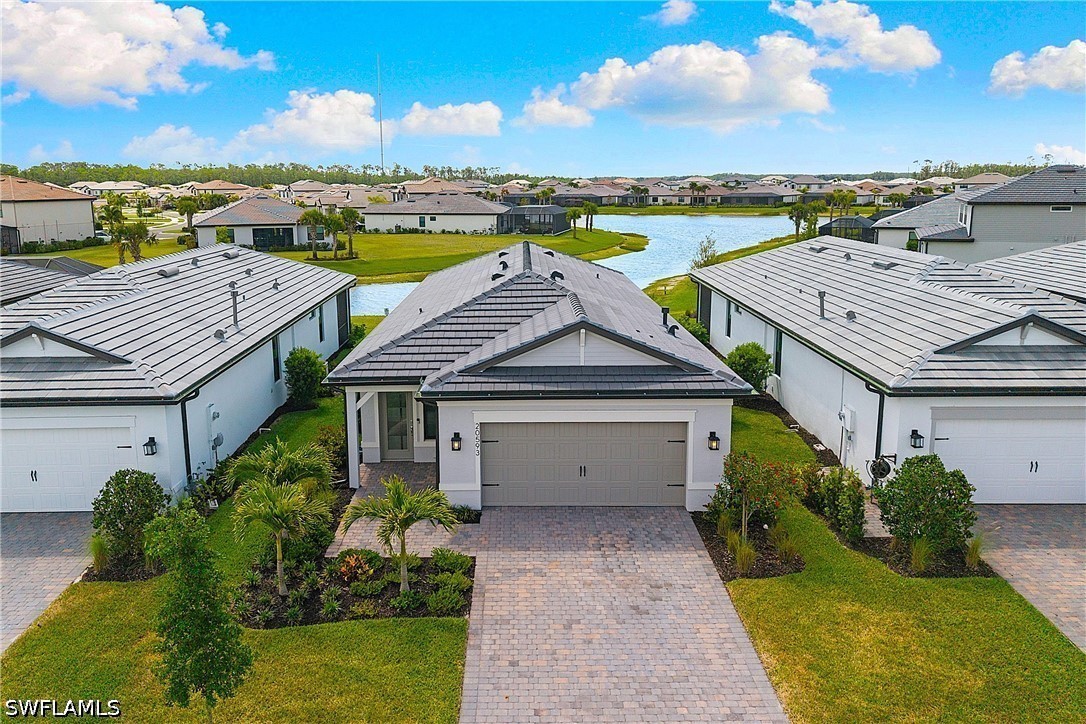 Residential in Estero 5
