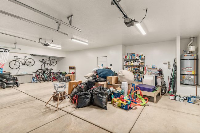 Garage | Image 63